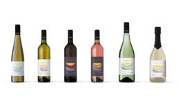 Gesamtansicht Weinetiketten Design für Weingut aus Österreich